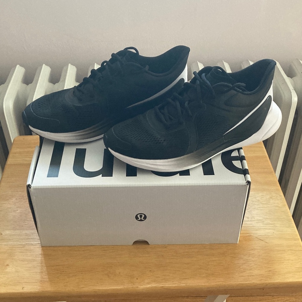lululemon athletica Womens Blissfeel Running Shoes